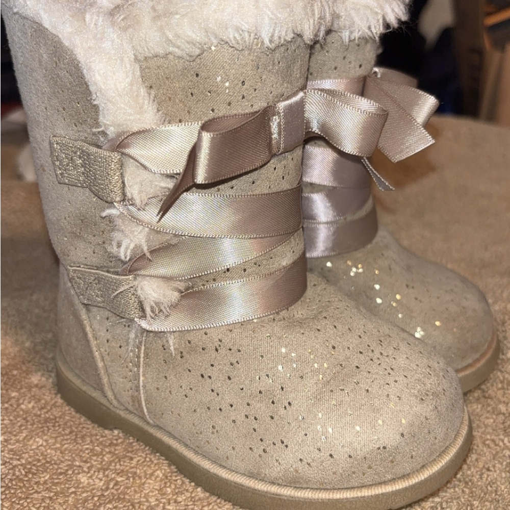 Girls' Sparkly Beige Winter Boots with Bows